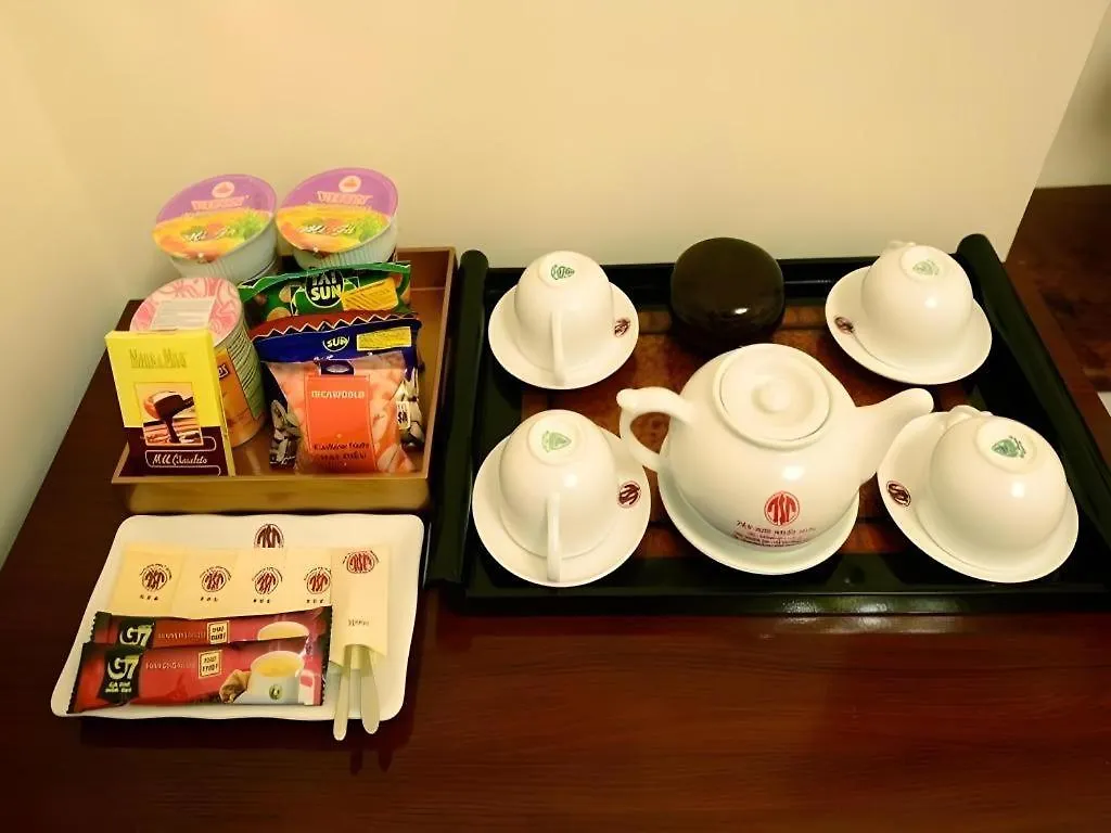 Tan Son Nhat Hotel Ho Şi Min 3*,