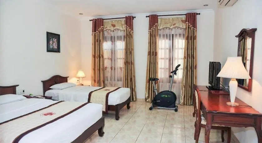 Tan Son Nhat Hotel Ho Şi Min 3*,